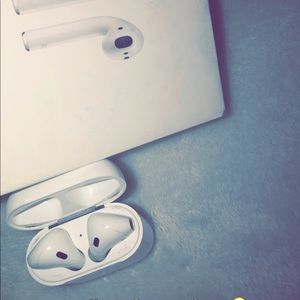 Airpods